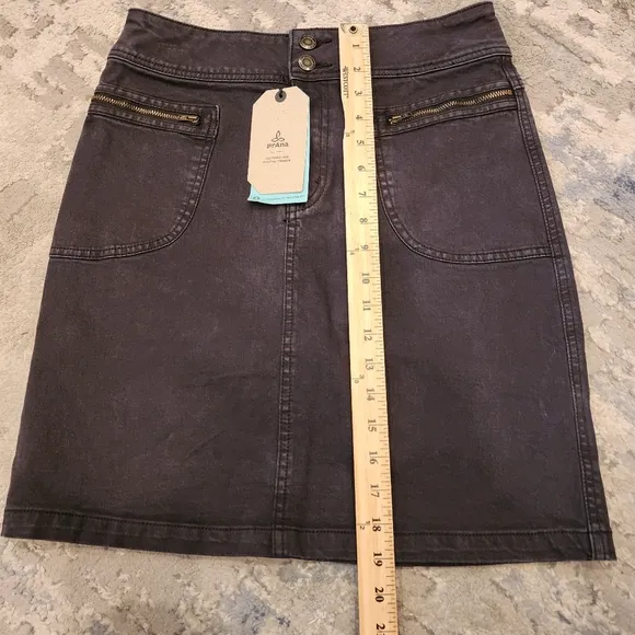 NWT Prana Stretch Denim Grey Broadway Skirt women's size 4