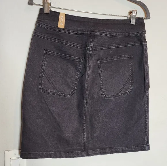 NWT Prana Stretch Denim Grey Broadway Skirt women's size 4