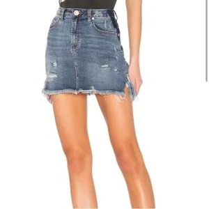One Teaspoon 2020 Mini High Waist Denim Skirt in Superstar Blue size 23