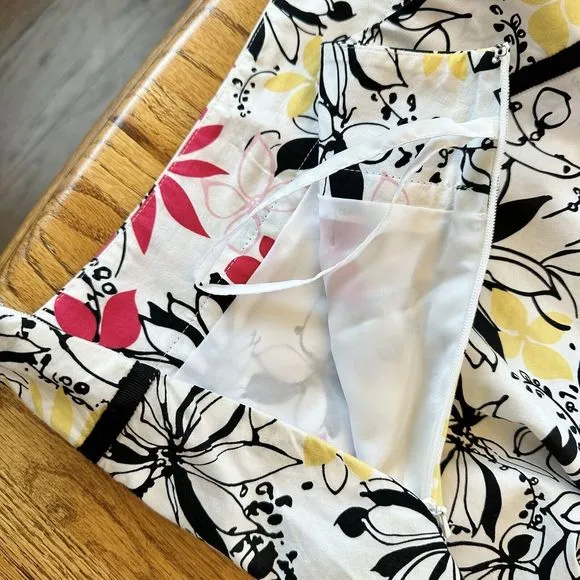 Oscar de la Renta Floral A Line Skirt Pink Yellow Black White Daisy Flower 10