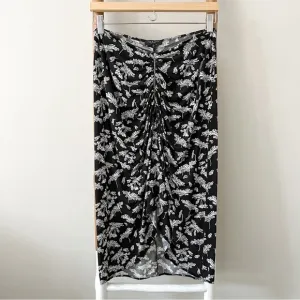 [rag &amp; bone] sabeen floral print zip front ruched hi low stretch midi skirt S/M