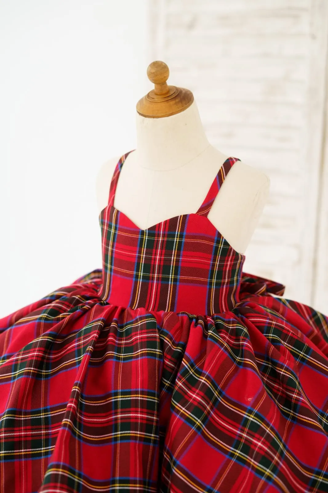 Red Tartan Straps Sweetheart Wedding Flower Girl Dress Christmas Gown