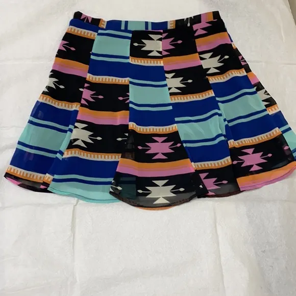 SHOW ME YOUR MUMU 🌺 Skater Skirt Aztec