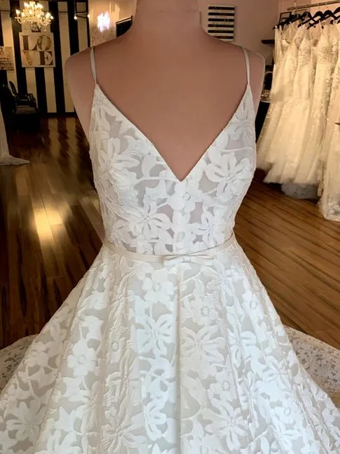 Size 8 Martina Liana 1467 Ivory Gown