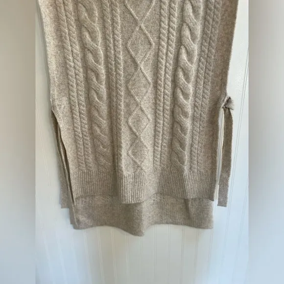 SOFT SURROUNDINGS Aviemore Sweater Knit Poncho in Heather Oatmeal Size L/XL NWT