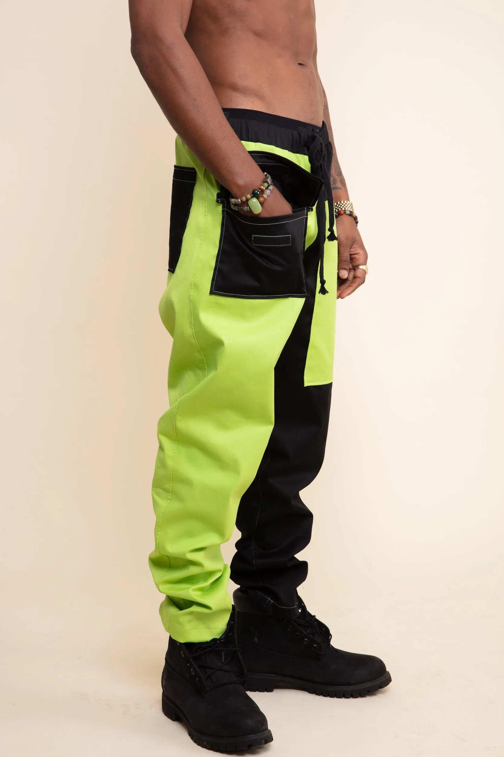 SPLIT GREEN PANT