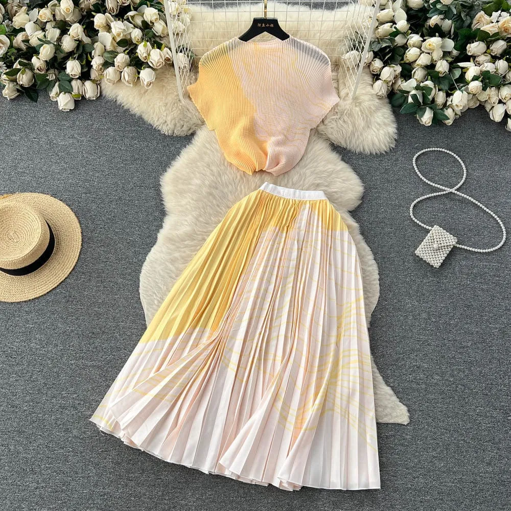Stretch Short-sleeved Top High Waist Pleated Skirt Two-piece Set