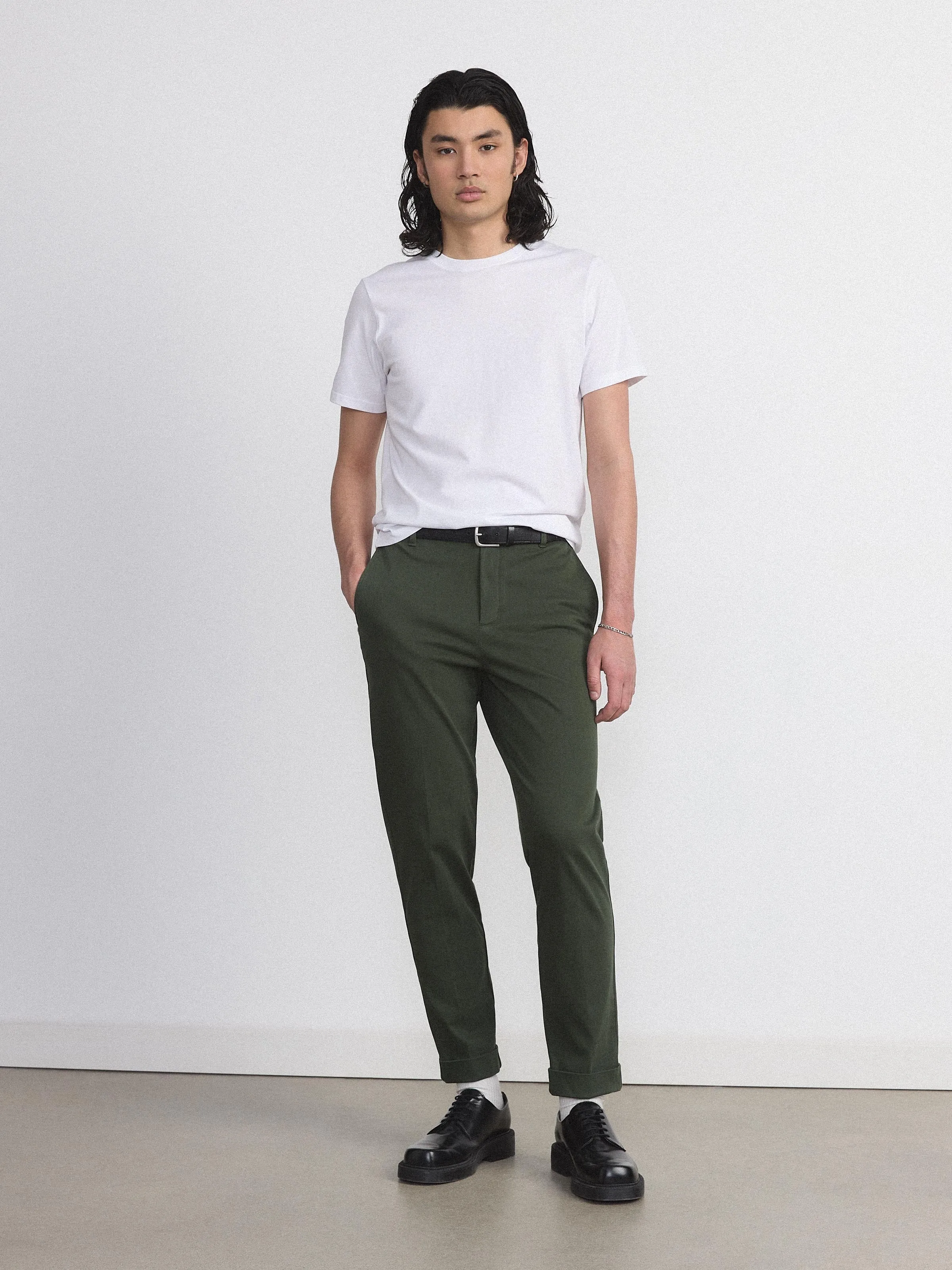 The Flex Colin Chino Pant in Deep Green