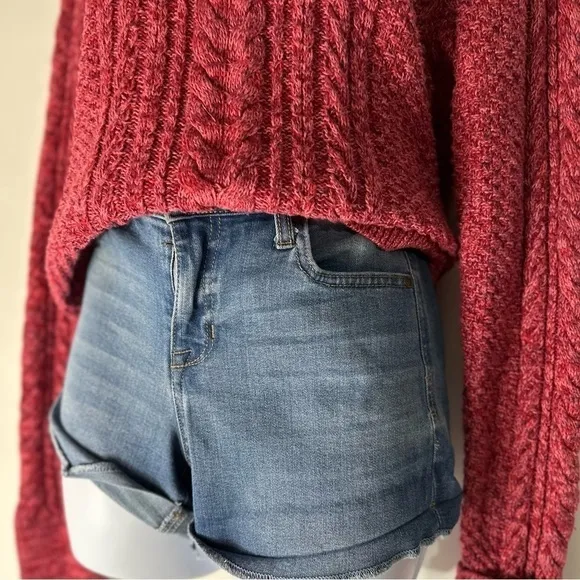 THE Gap Medium Heavy Knit Pink Sweater