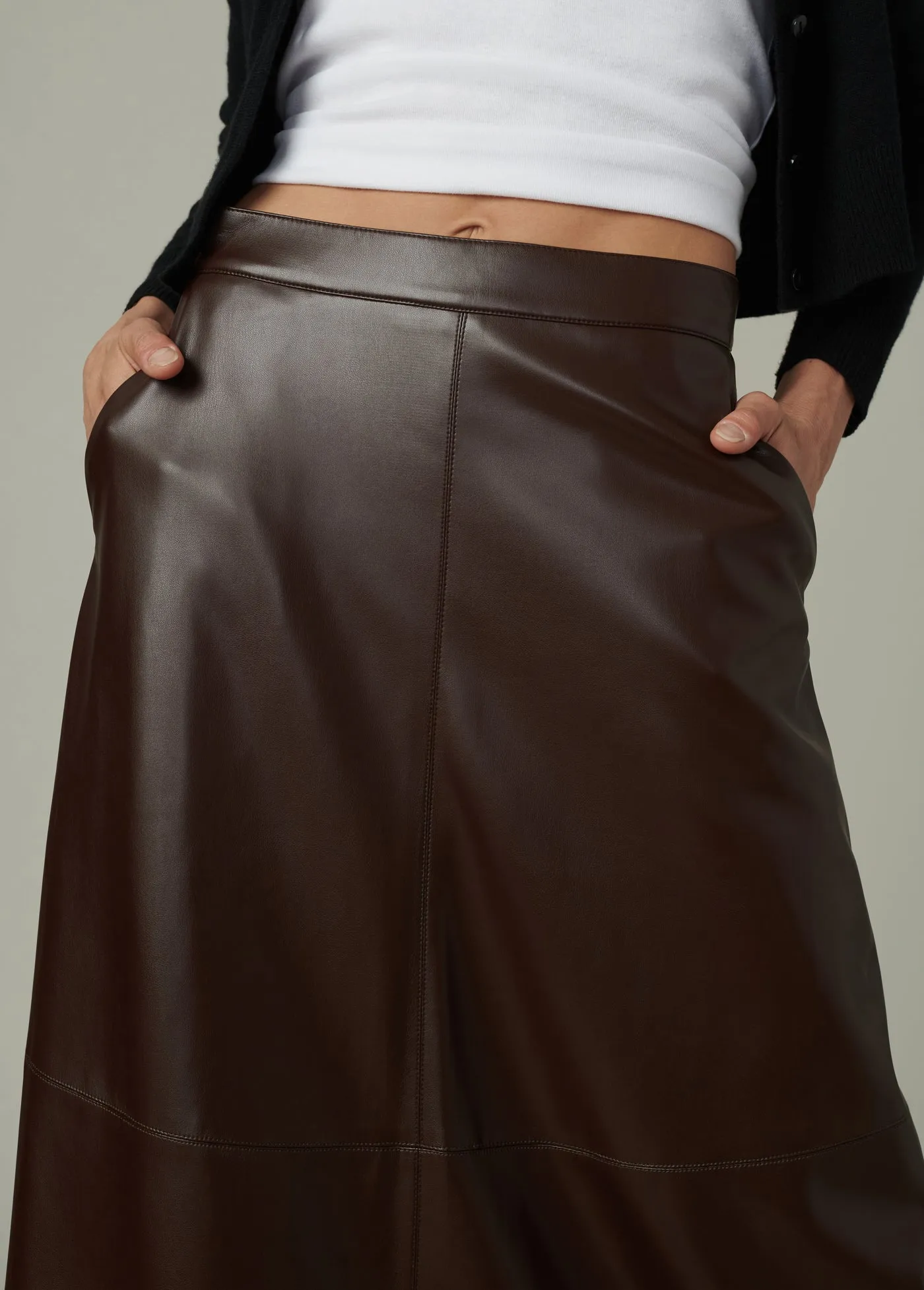 THE TAVI VEGAN LEATHER SKIRT