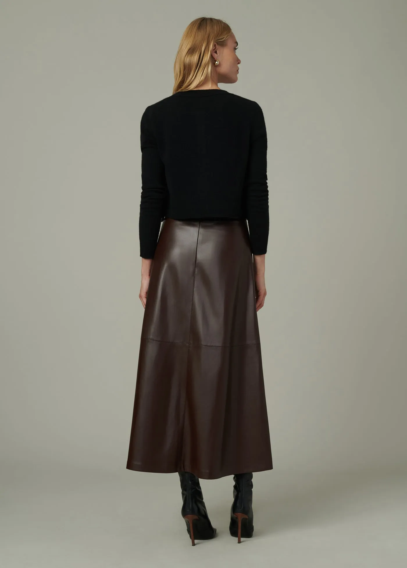 THE TAVI VEGAN LEATHER SKIRT