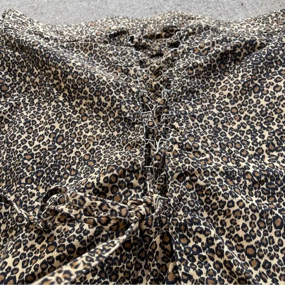 Tripp NYC leopard print Jean Skirt Denim Lace Up Lace Edging Vintage Size 16