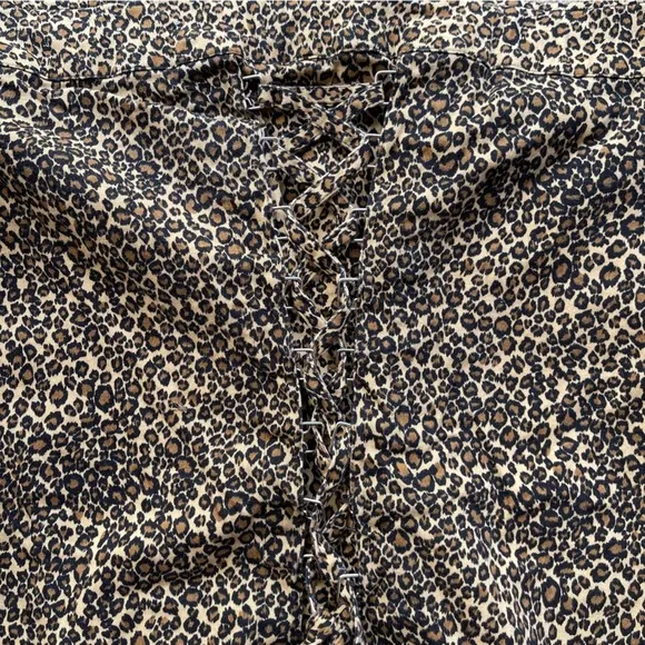 Tripp NYC leopard print Jean Skirt Denim Lace Up Lace Edging Vintage Size 16