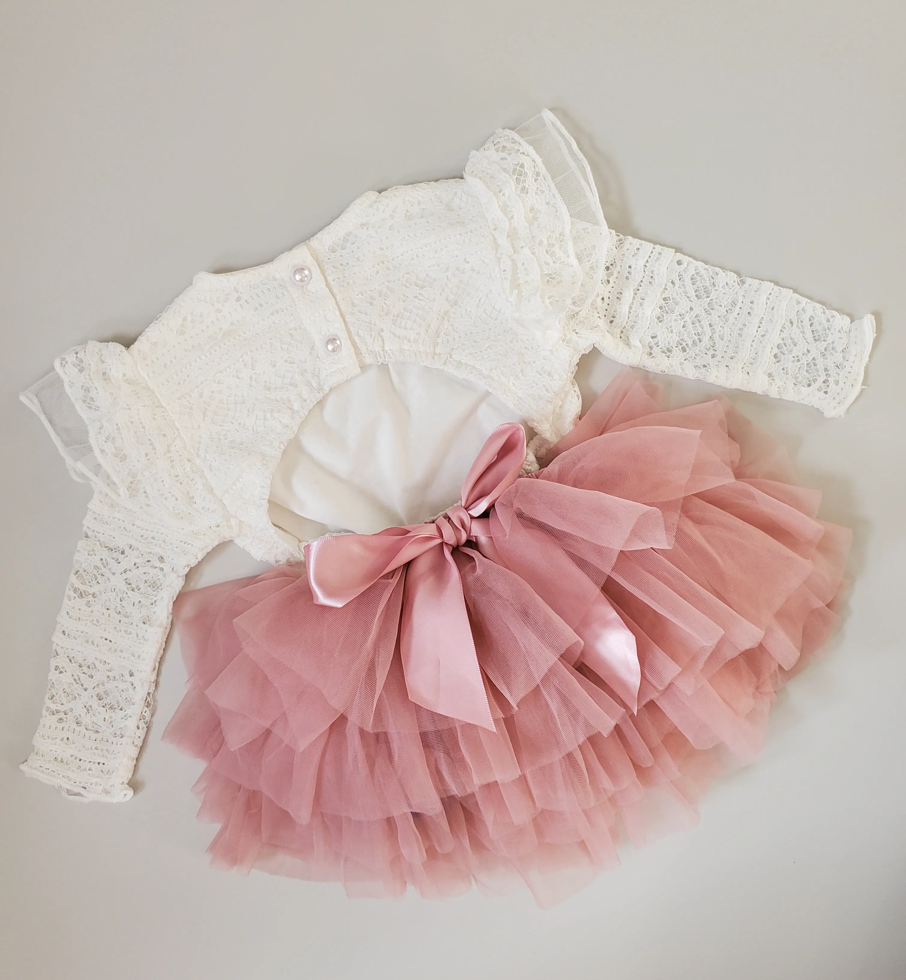 Tutu pink  ( skirt and hairband only)