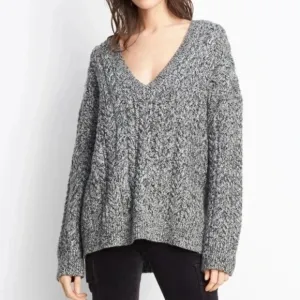 Vince | Cable Knit V-Neck Cashmere Wool Sweater XS