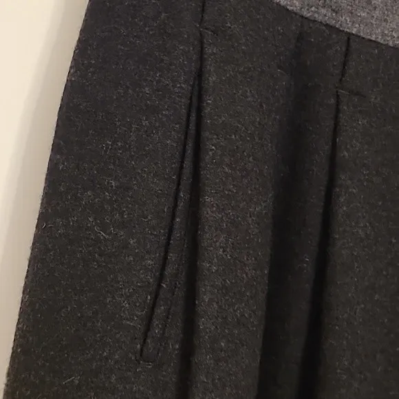 VINCE Colorblock Wool Blend A-Line Skirt Lined Pleated Gray &amp; Black Size 8