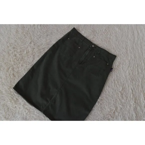 Vintage 80s Green All Cotton high waisted skirt size 10P | 33 waist