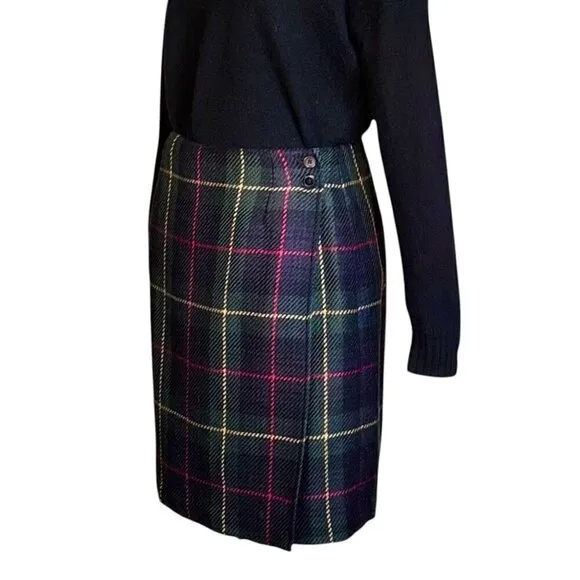 Vintage 90s Talbots Wool Plaid Tartan Wrap Skirt Sz. M Dark Academia Preppy