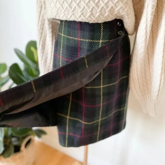 Vintage 90s Talbots Wool Plaid Tartan Wrap Skirt Sz. M Dark Academia Preppy