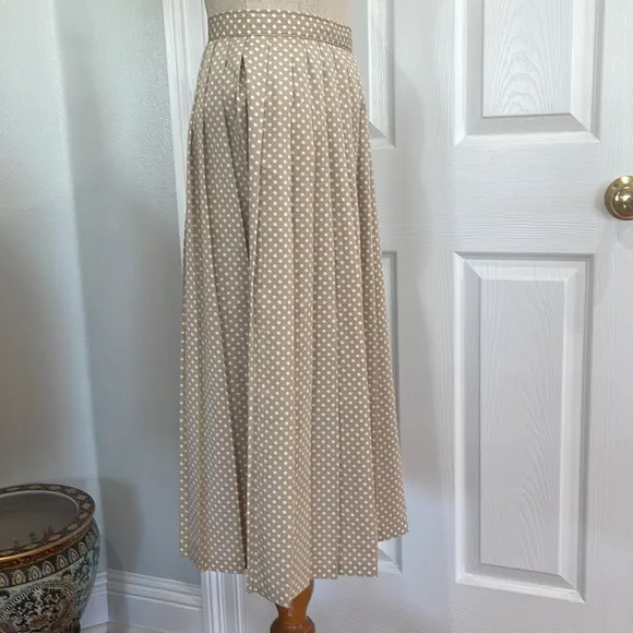 Vintage Russ skirt petite high waist pleats polkadot tan white womens size 6 USA