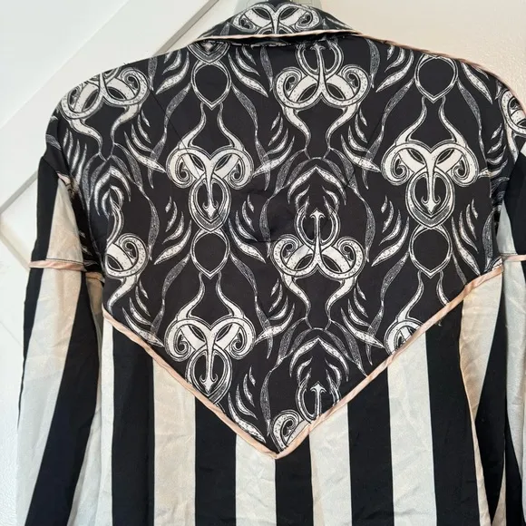 We Are Hah HAHT Striped Printed Button Down Satin Long Sleeve Pajama Shirt Sz XL