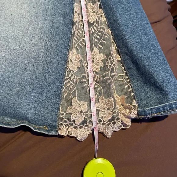 Women’s Mudd Denim Skirt Size