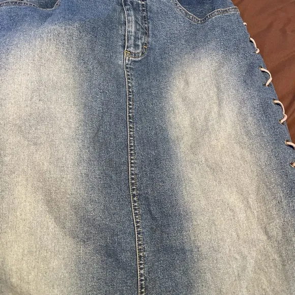Women’s Mudd Denim Skirt Size